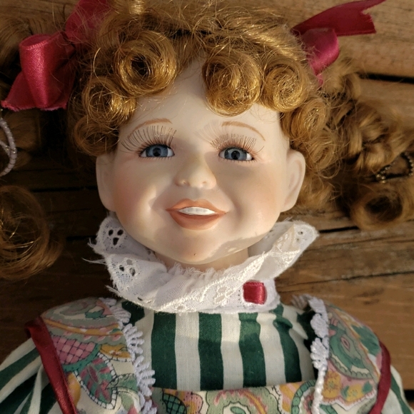 House of Lloyd Christmas Margaret Ann - Picture 4 of 4